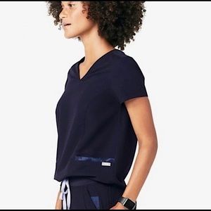 Figs Gaya Camo Pocket Scrub Top